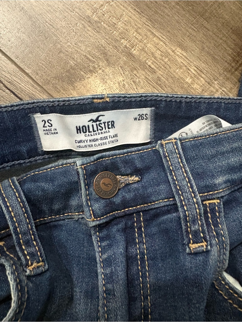 Hollister Women's Dark Blue Curvy High-Rise Flare Jeans